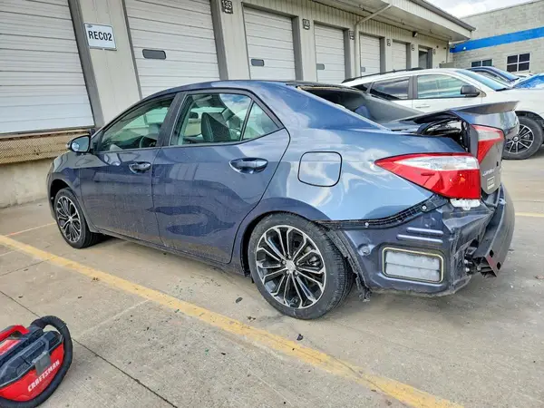 5YFBURHE0GP513539 2016 TOYOTA COROLLA - Image 2