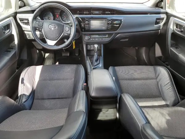 5YFBURHE0GP516182 2016 TOYOTA COROLLA - Image 8