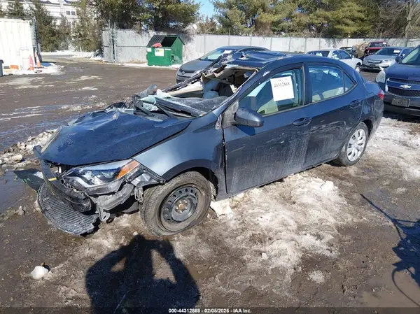 5YFBURHE0GP517199 2016 TOYOTA COROLLA - Image 2