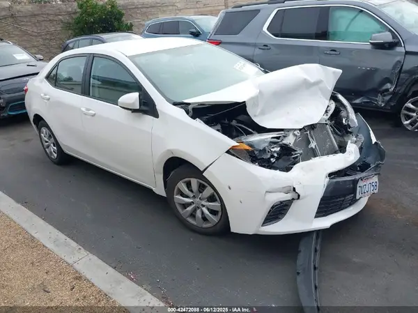 5YFBURHE0GP524105 2016 TOYOTA COROLLA - Image 1