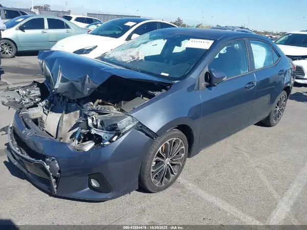 5YFBURHE0GP528185 2016 TOYOTA COROLLA - Image 2