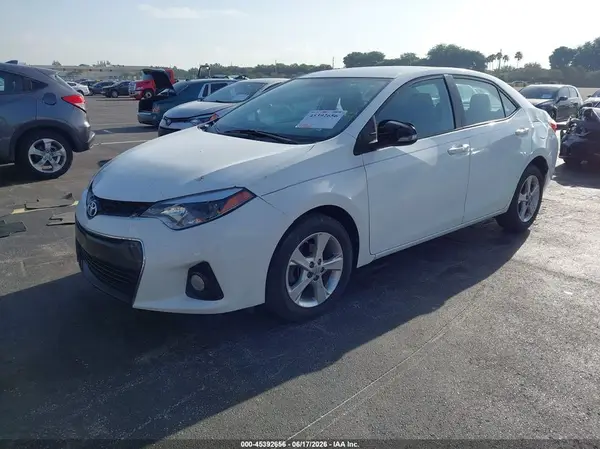 5YFBURHE0GP533578 2016 TOYOTA COROLLA - Image 2