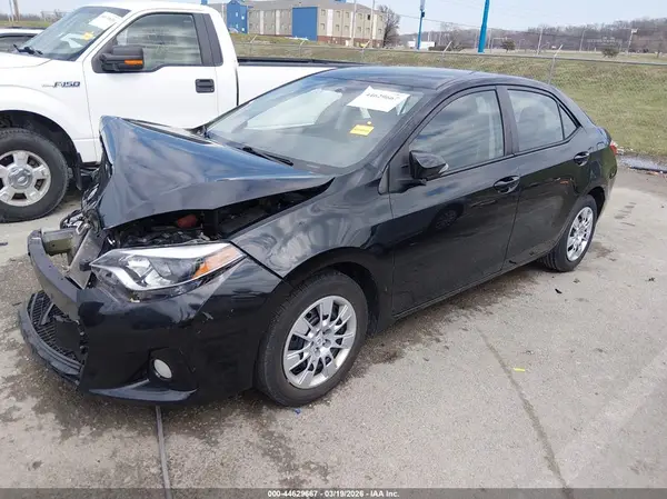 5YFBURHE0GP545763 2016 TOYOTA COROLLA - Image 2