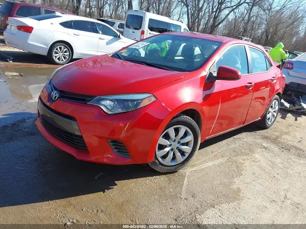 5YFBURHE0GP558383 2016 TOYOTA COROLLA - Image 2