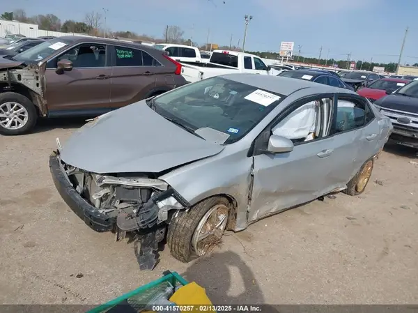 5YFBURHE0GP558674 2016 TOYOTA COROLLA - Image 2