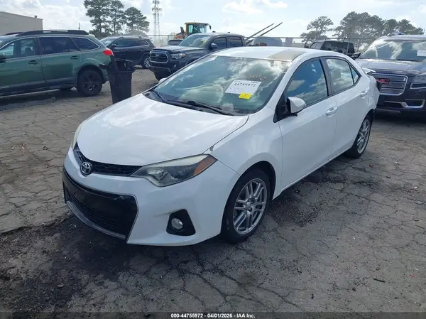 5YFBURHE0GP561672 2016 TOYOTA COROLLA - Image 2