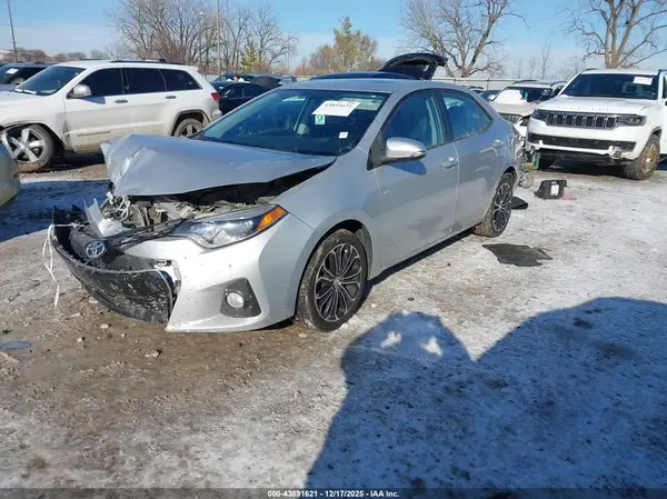 5YFBURHE0GP563289 2016 TOYOTA COROLLA - Image 2
