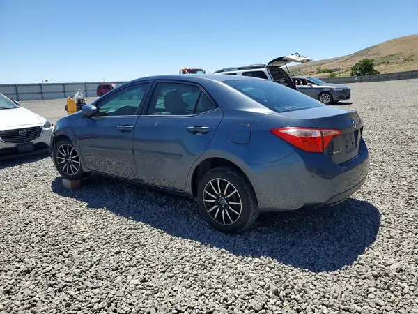 5YFBURHE0HP570664 2017 TOYOTA COROLLA - Image 2
