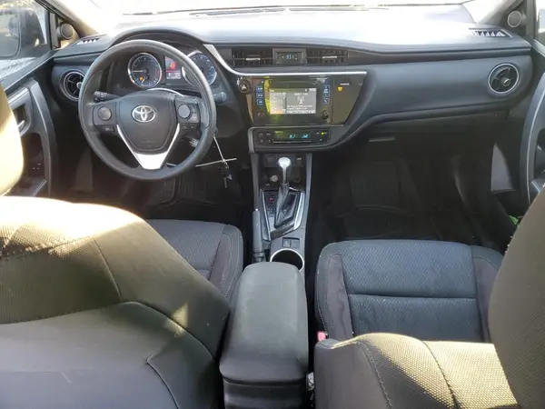 5YFBURHE0HP570857 2017 TOYOTA COROLLA - Image 8