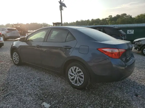 5YFBURHE0HP571474 2017 TOYOTA COROLLA - Image 2