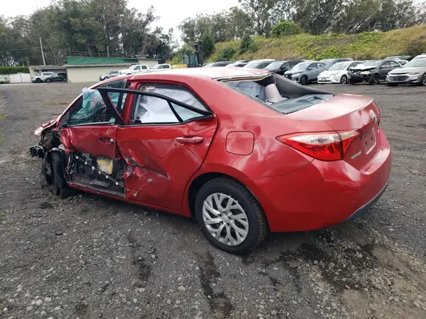 5YFBURHE0HP572348 2017 TOYOTA COROLLA - Image 2