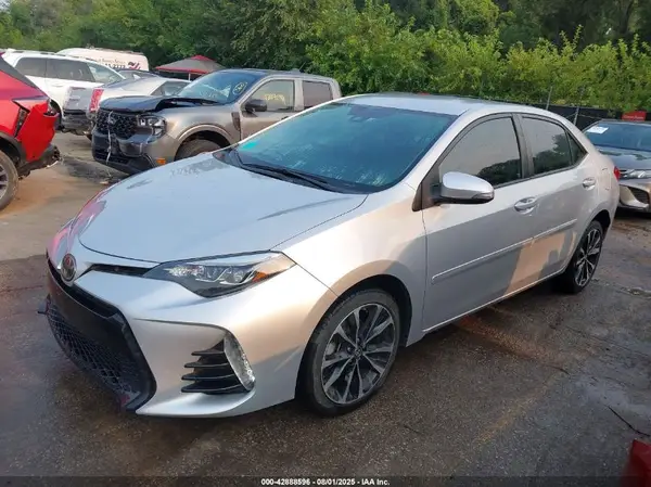 5YFBURHE0HP572480 2017 TOYOTA COROLLA - Image 2