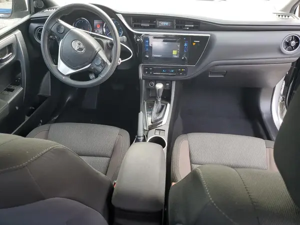 5YFBURHE0HP578294 2017 TOYOTA COROLLA - Image 8