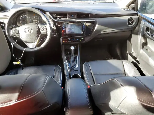 5YFBURHE0HP579803 2017 TOYOTA COROLLA - Image 8
