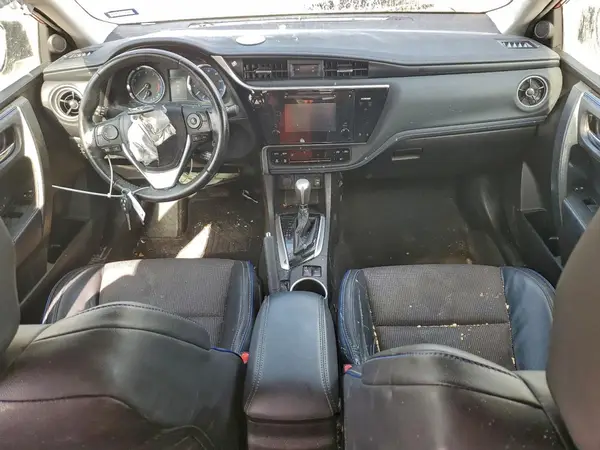 5YFBURHE0HP583186 2017 TOYOTA COROLLA - Image 8