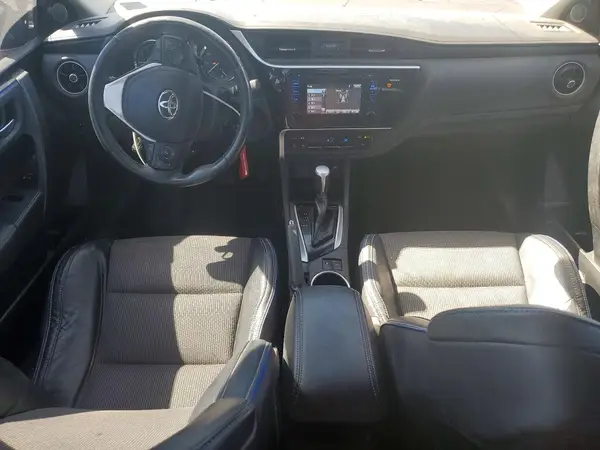 5YFBURHE0HP585715 2017 TOYOTA COROLLA - Image 8