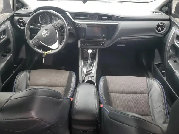 5YFBURHE0HP587559 2017 TOYOTA COROLLA - Image 8