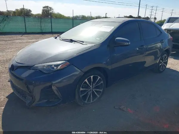 5YFBURHE0HP591224 2017 TOYOTA COROLLA - Image 2