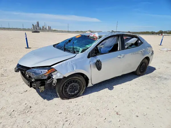 5YFBURHE0HP593264 2017 TOYOTA COROLLA - Image 1