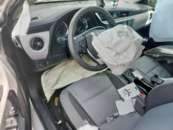 5YFBURHE0HP596200 2017 TOYOTA COROLLA - Image 8
