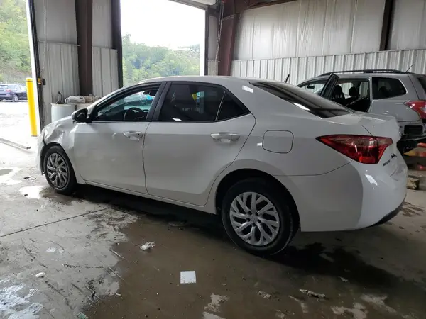 5YFBURHE0HP598786 2017 TOYOTA COROLLA - Image 2