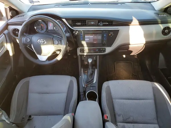 5YFBURHE0HP599761 2017 TOYOTA COROLLA - Image 8
