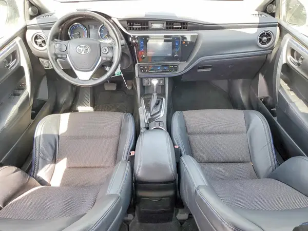 5YFBURHE0HP599971 2017 TOYOTA COROLLA - Image 8