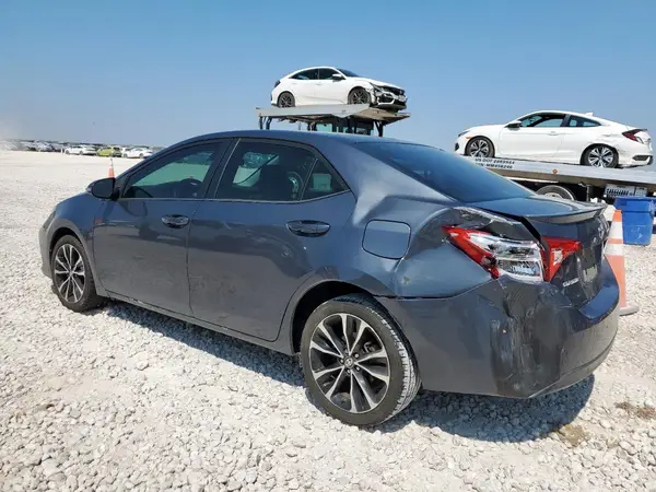 5YFBURHE0HP601623 2017 TOYOTA COROLLA - Image 2