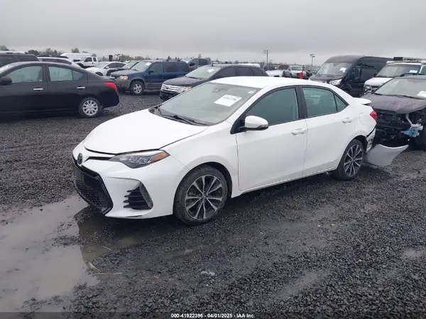 5YFBURHE0HP602402 2017 TOYOTA COROLLA - Image 2