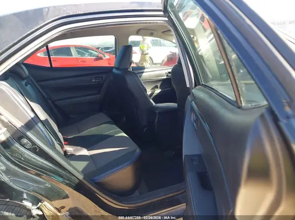 5YFBURHE0HP604246 2017 TOYOTA COROLLA - Image 8