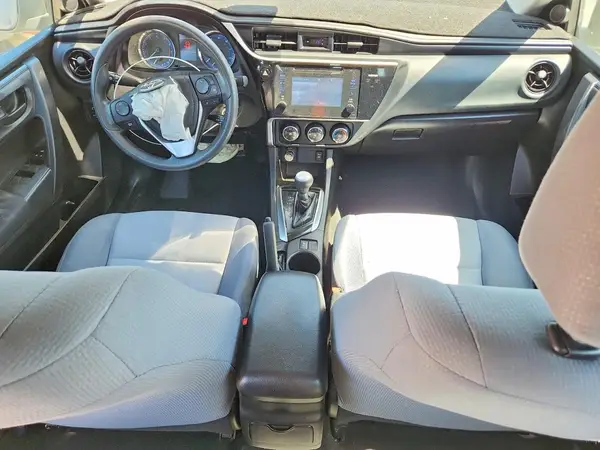5YFBURHE0HP604621 2017 TOYOTA COROLLA - Image 8