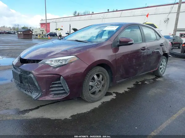 5YFBURHE0HP605204 2017 TOYOTA COROLLA - Image 2