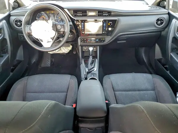 5YFBURHE0HP609379 2017 TOYOTA COROLLA - Image 8