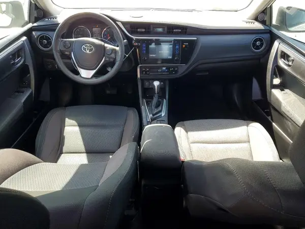 5YFBURHE0HP610676 2017 TOYOTA COROLLA - Image 8