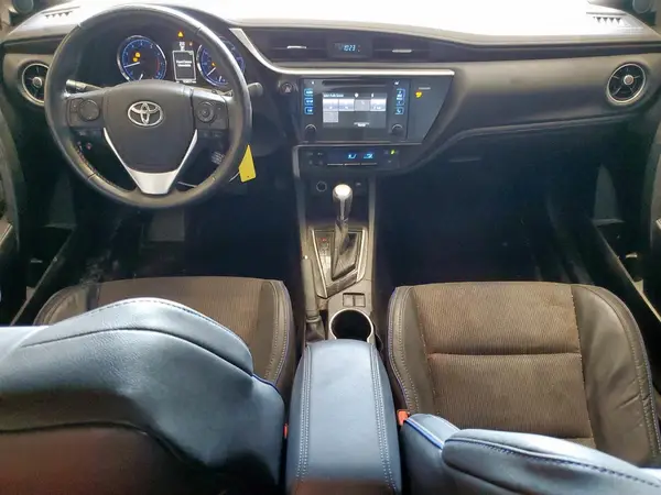 5YFBURHE0HP610869 2017 TOYOTA COROLLA - Image 8
