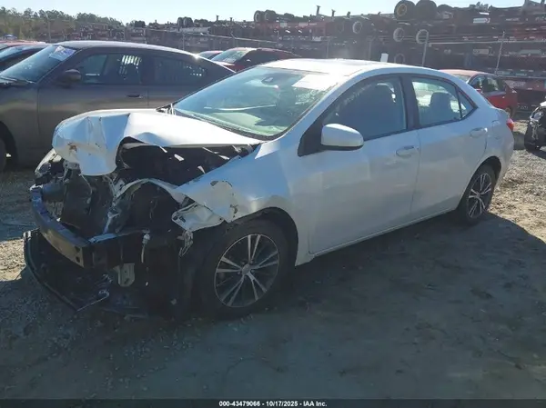 5YFBURHE0HP611200 2017 TOYOTA COROLLA - Image 2