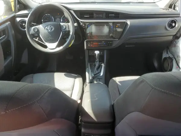 5YFBURHE0HP613691 2017 TOYOTA COROLLA - Image 8