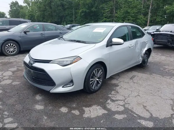 5YFBURHE0HP614954 2017 TOYOTA COROLLA - Image 2