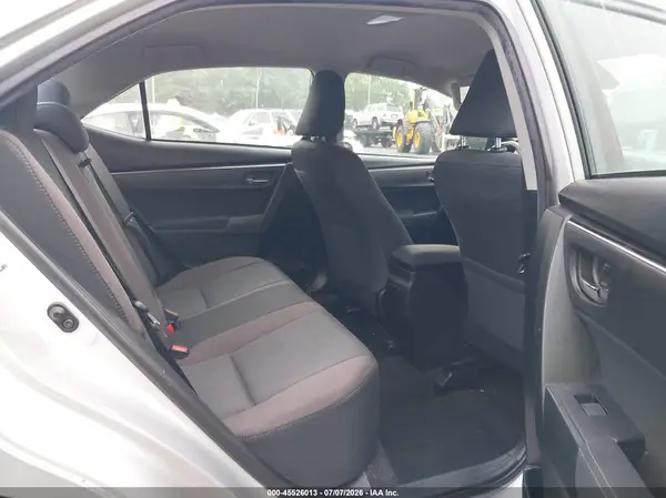 5YFBURHE0HP614954 2017 TOYOTA COROLLA - Image 8