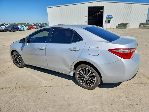 5YFBURHE0HP617305 2017 TOYOTA COROLLA - Image 2