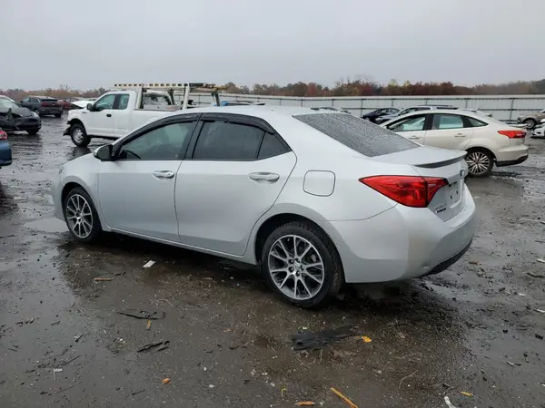 5YFBURHE0HP617515 2017 TOYOTA COROLLA - Image 2