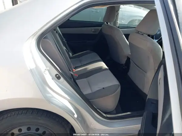 5YFBURHE0HP622813 2017 TOYOTA COROLLA - Image 8