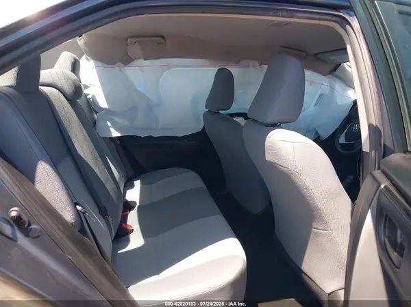 5YFBURHE0HP623847 2017 TOYOTA COROLLA - Image 8
