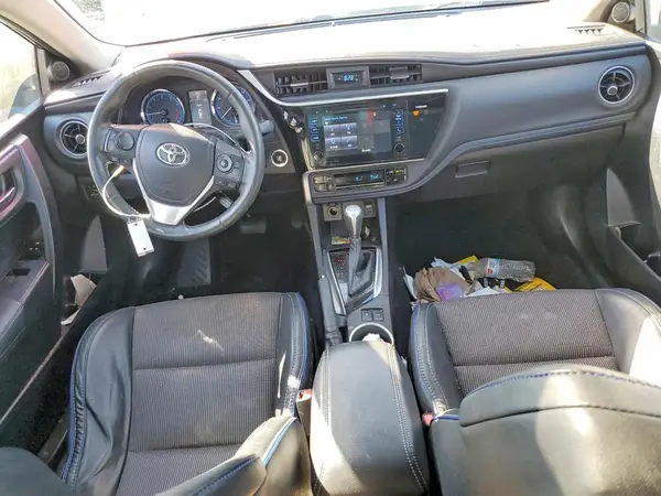 5YFBURHE0HP624223 2017 TOYOTA COROLLA - Image 8