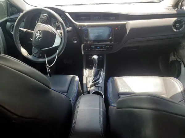 5YFBURHE0HP628885 2017 TOYOTA COROLLA - Image 8