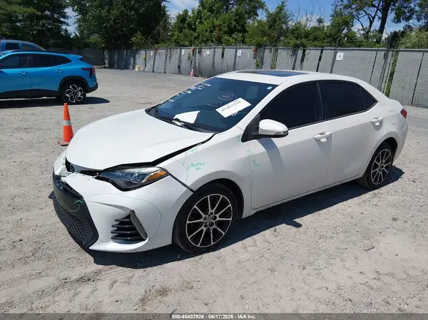 5YFBURHE0HP630233 2017 TOYOTA COROLLA - Image 2