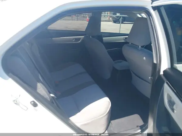 5YFBURHE0HP633438 2017 TOYOTA COROLLA - Image 8