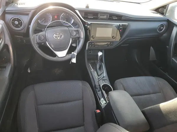 5YFBURHE0HP636288 2017 TOYOTA COROLLA - Image 8