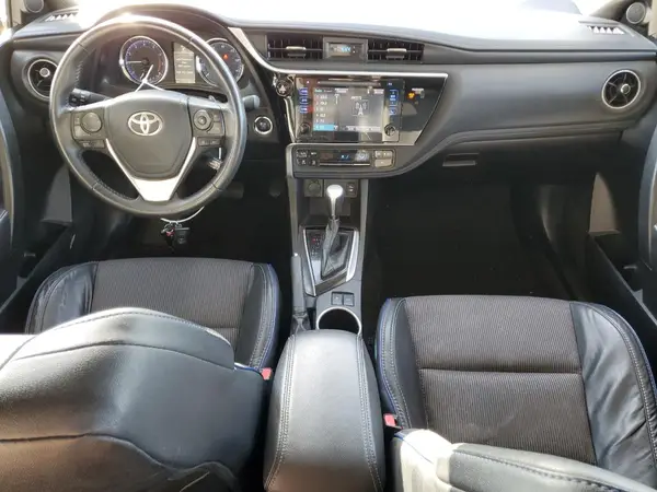 5YFBURHE0HP636579 2017 TOYOTA COROLLA - Image 8