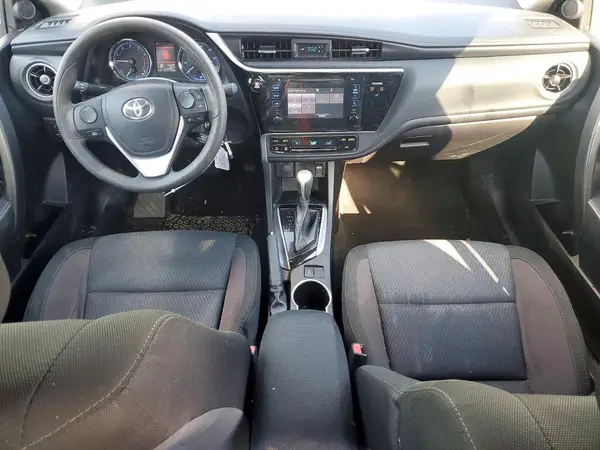 5YFBURHE0HP637358 2017 TOYOTA COROLLA - Image 8